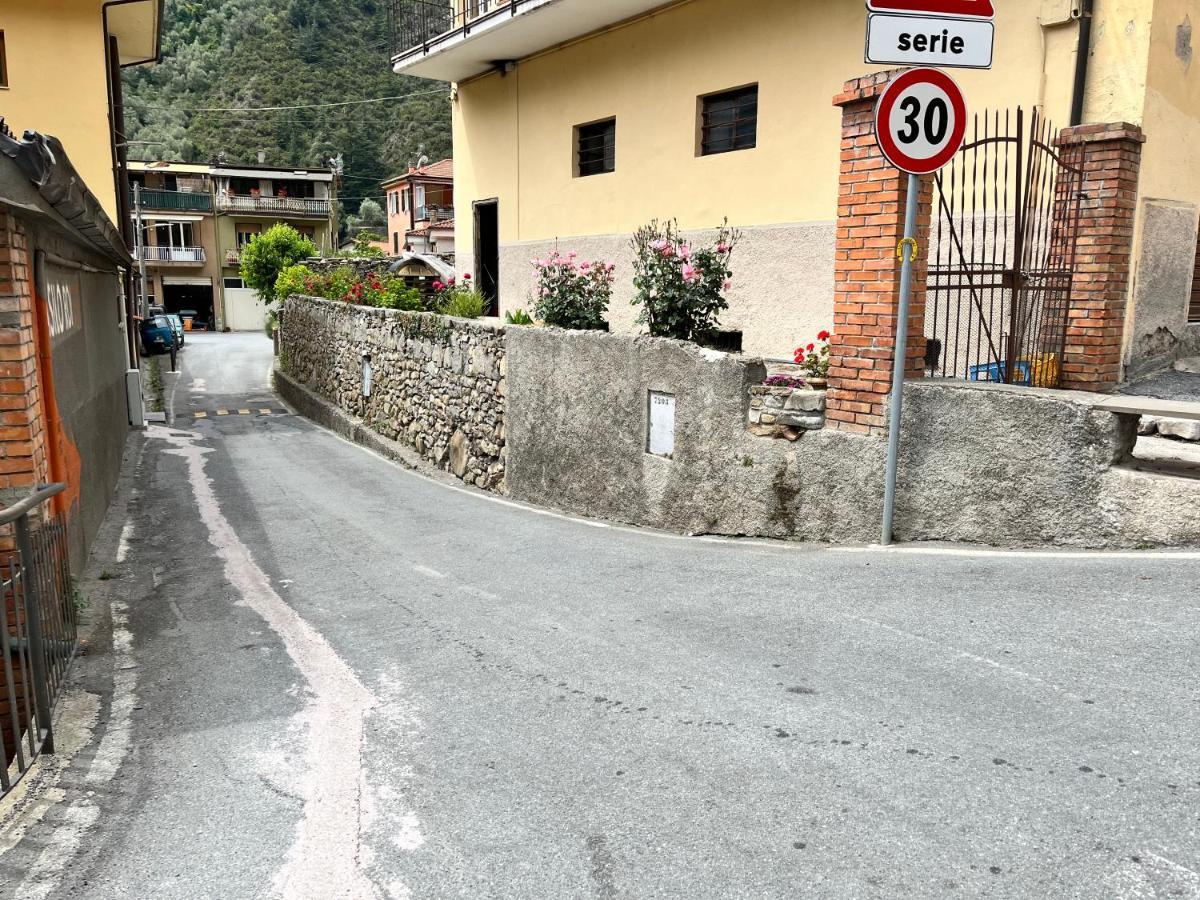 Alloggio U Sportegu Da E Monti A Giaia Villa Badalucco Exterior foto